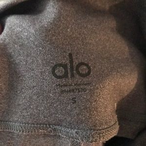 Alo Yoga Moto leggings. Worn a few times Size S